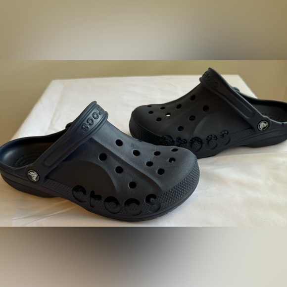 Crocs Unisex Baya Clog in Color Graphite Size 9 Men / 7 Women - Picture 2 of 9